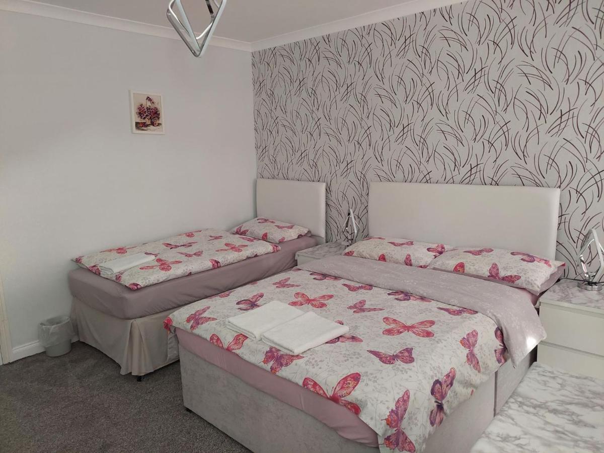 Home Accommodation Southampton Exterior foto